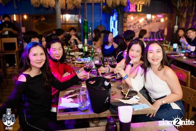 J-Jetrin at AINU Bar — photo 18