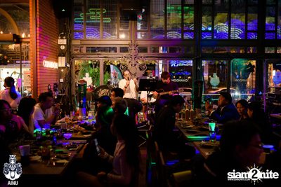 J-Jetrin at AINU Bar — photo 21