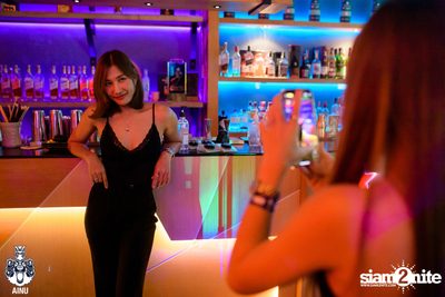 J-Jetrin at AINU Bar — photo 22