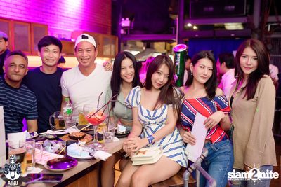 J-Jetrin at AINU Bar — photo 46