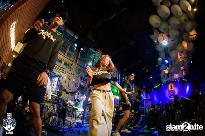 J-Jetrin at AINU Bar — photo 66