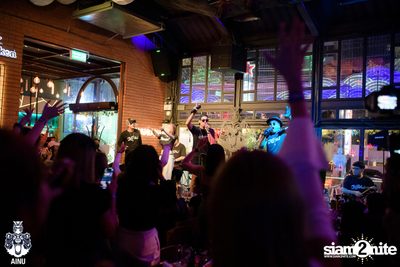 J-Jetrin at AINU Bar — photo 81