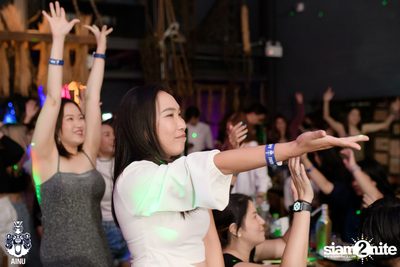 J-Jetrin at AINU Bar — photo 85