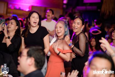J-Jetrin at AINU Bar — photo 123