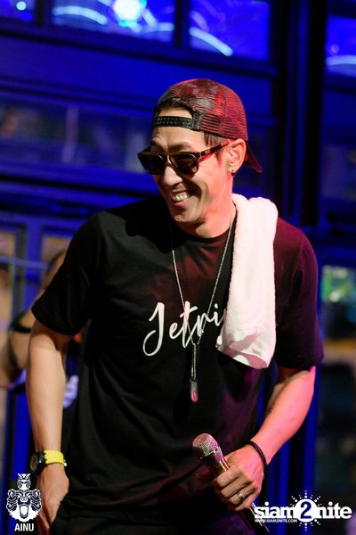 J-Jetrin at AINU Bar — photo 146