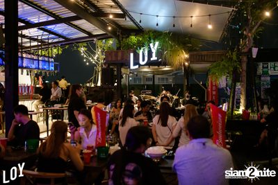 Singto Numchok at Loy High 9th Floor — photo 7