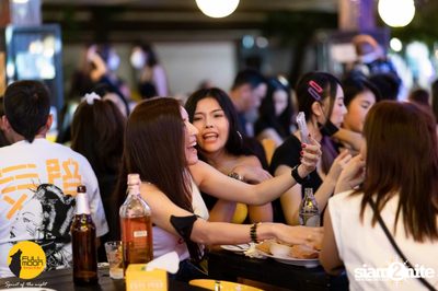 J_JAONAAY at Fullmoon Terrace — photo 11
