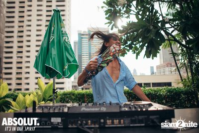 Rave Times TH x Melodic Techno Progressive Trance Pool Party at Holiday Inn — photo 30