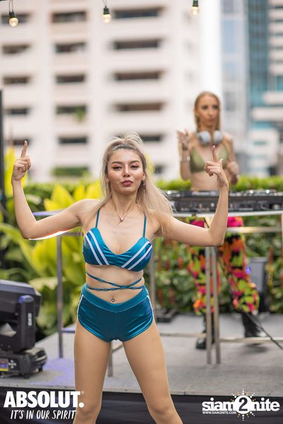 Rave Times TH x Melodic Techno Progressive Trance Pool Party at Holiday Inn — photo 116