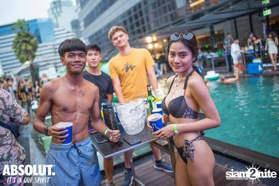 Rave Times TH x Melodic Techno Progressive Trance Pool Party at Holiday Inn — photo 126