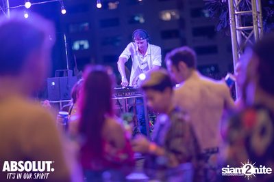 Rave Times TH x Melodic Techno Progressive Trance Pool Party at Holiday Inn — photo 192
