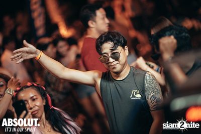 Rave Times TH x Melodic Techno Progressive Trance Pool Party at Holiday Inn — photo 203
