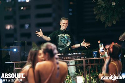 Rave Times TH x Melodic Techno Progressive Trance Pool Party at Holiday Inn — photo 213
