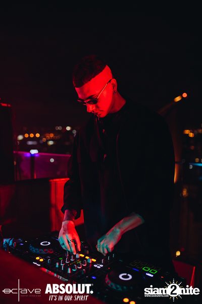 MADSTASH at Octave Rooftop Bar — photo 16