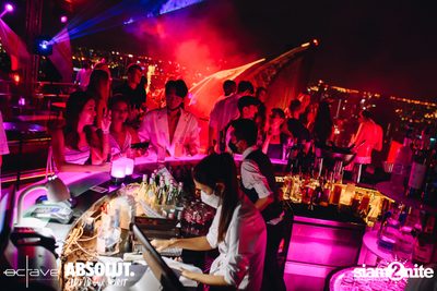 MADSTASH at Octave Rooftop Bar — photo 31