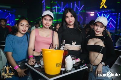 Youngohm at Hollywood Club Bangkok — photo 8