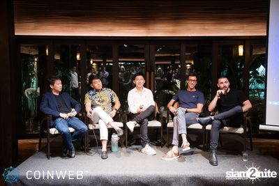 Coinweb at Baan Dusit Thani — photo 64