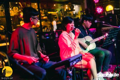 Oat Pramote at Fullmoon Terrace & Bar — photo 1