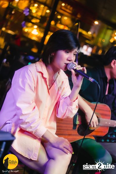 Oat Pramote at Fullmoon Terrace & Bar — photo 2