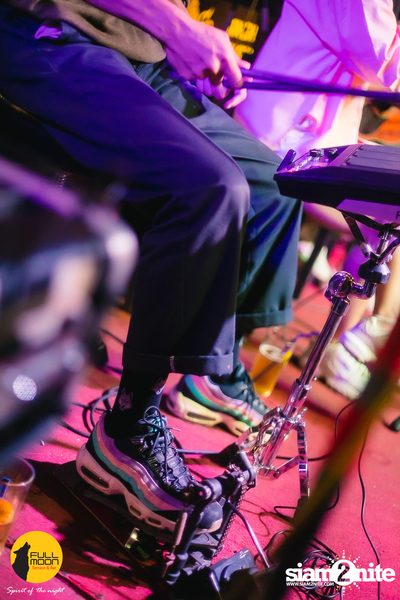Oat Pramote at Fullmoon Terrace & Bar — photo 4