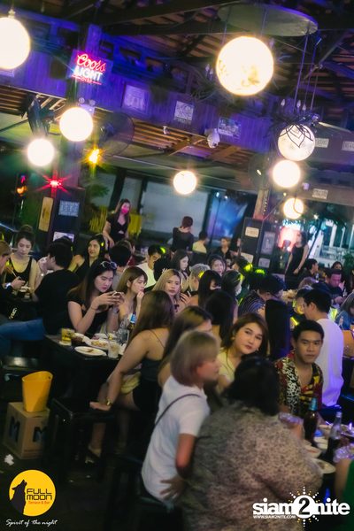 Oat Pramote at Fullmoon Terrace & Bar — photo 6