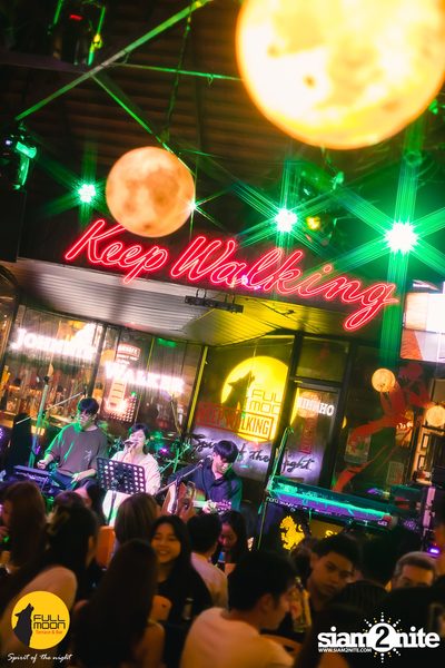 Oat Pramote at Fullmoon Terrace & Bar — photo 12