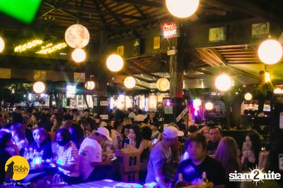 Oat Pramote at Fullmoon Terrace & Bar — photo 33