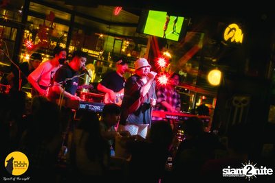 Oat Pramote at Fullmoon Terrace & Bar — photo 42