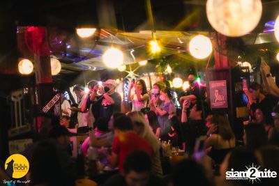 Oat Pramote at Fullmoon Terrace & Bar — photo 44