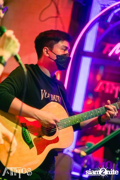 Stamp at Atmos Thonglor — photo 9
