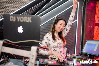 Zom Marie ที่ Hee Men Pyo 희맨표 — photo 46