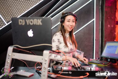 Zom Marie ที่ Hee Men Pyo 희맨표 — photo 47