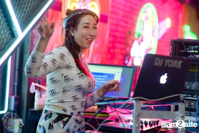 Zom Marie ที่ Hee Men Pyo 희맨표 — photo 54