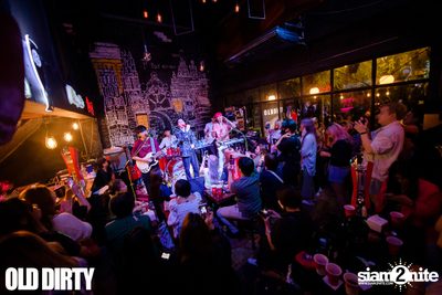 Slapkiss at Old Dirty — photo 64