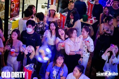 Slapkiss at Old Dirty — photo 72