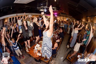 คืน Mamma Mia ที่ Aesop's Bangkok — photo 151