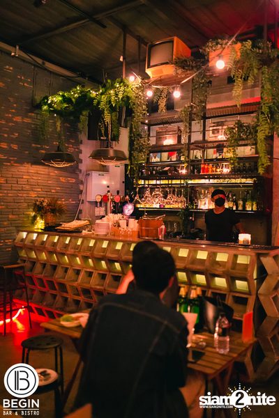 Only Monday ที่ร้าน Begin Bar & Bistro — photo 135