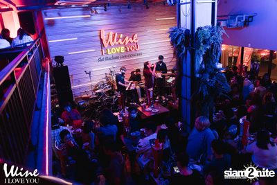 Slot Machine at Wine I Love You Thonglor — photo 9
