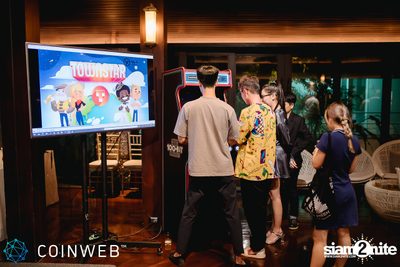 Are you game? by Coinweb at Baan Dusit Thani — photo 177