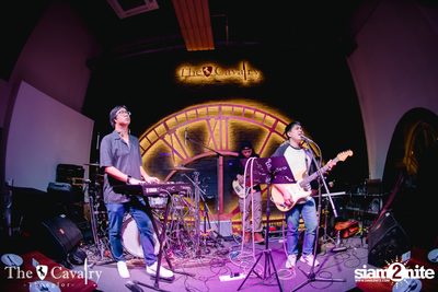 Grand Opening กับคอนเสิร์ตวง Mean concert ที่ร้าน The Cavalry Thonglor — photo 38