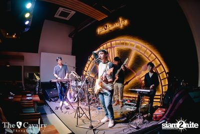 Grand Opening กับคอนเสิร์ตวง Mean concert ที่ร้าน The Cavalry Thonglor — photo 39