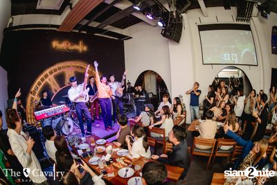 Grand Opening กับคอนเสิร์ตวง Mean concert ที่ร้าน The Cavalry Thonglor — photo 177