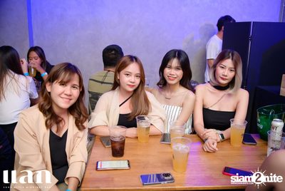 Zom Marie Live at Lak BKK — photo 11