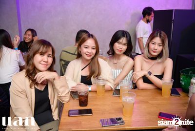 Zom Marie Live at Lak BKK — photo 12