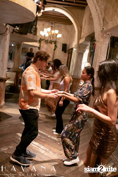 คืน HAVANA SALSA FIESTA ที่ร้าน Havana Social — photo 24