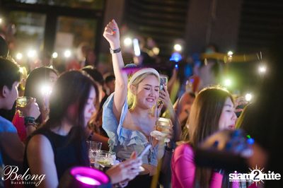 คอนเสิร์ต Non Tanont ที่ร้าน Belong Bar & Bistro — photo 180