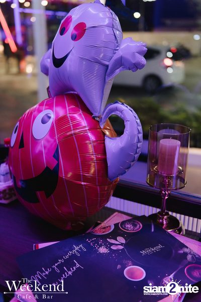 Halloween Party at The Weekend Cafe & Bar — photo 5