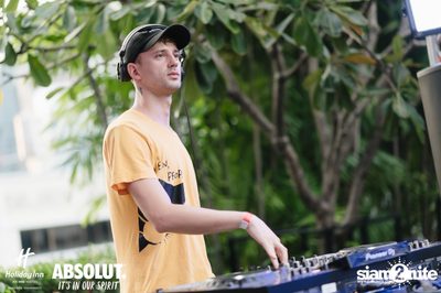 Pool Party at Holiday Inn Sukhumvit  — photo 43