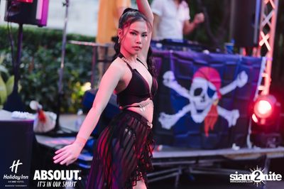 Pool Party at Holiday Inn Sukhumvit  — photo 55