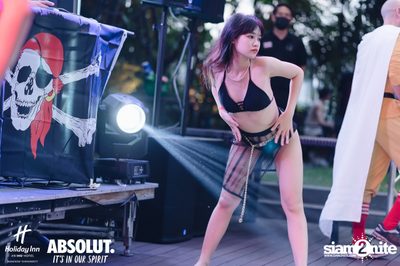 Pool Party at Holiday Inn Sukhumvit  — photo 60